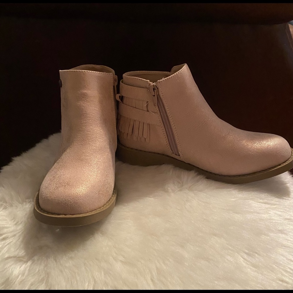 🌟 NEW W/O TAGS - Never worn girls ankle boots